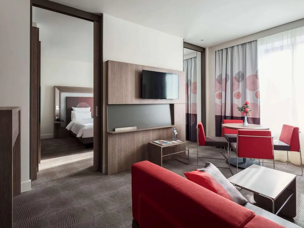 Алматы: Отель Novotel Almaty City Center