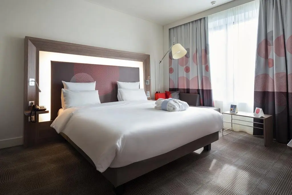 Алматы: Отель Novotel Almaty City Center
