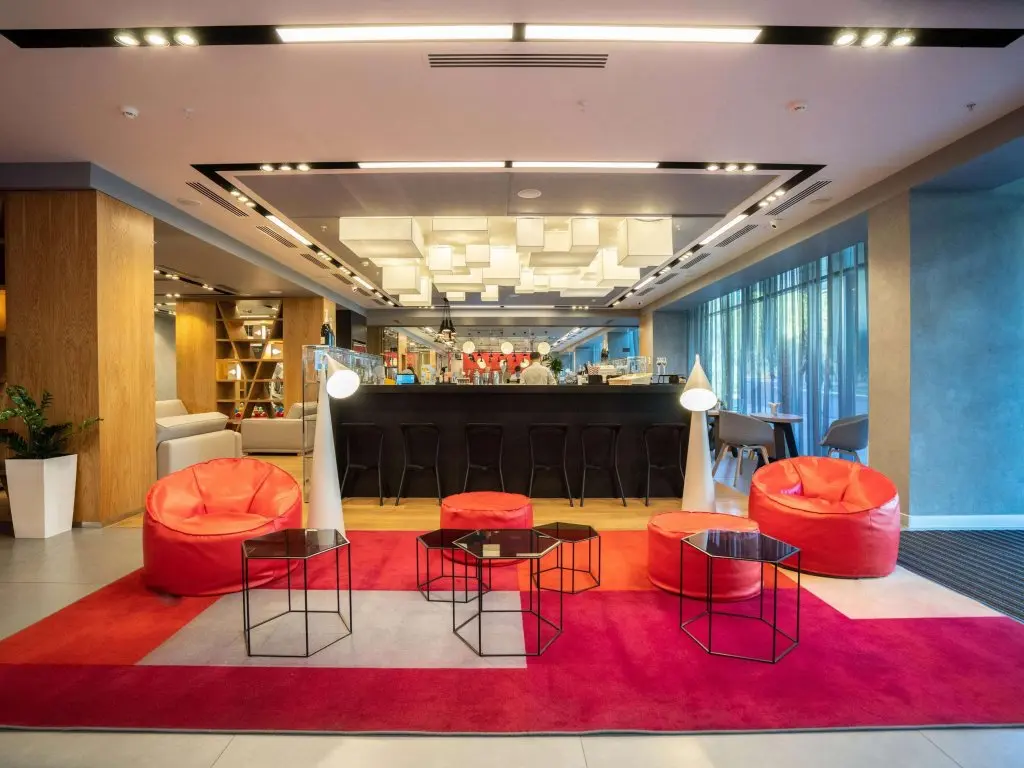 Алматы: Отель Novotel Almaty City Center