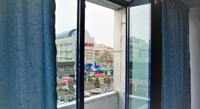 Алматы: Turkestan Hotel