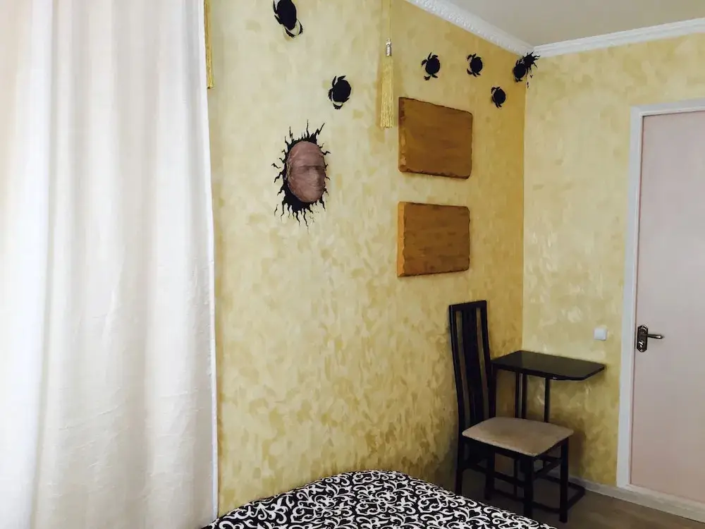 Алматы: Alma Cinema Hostel