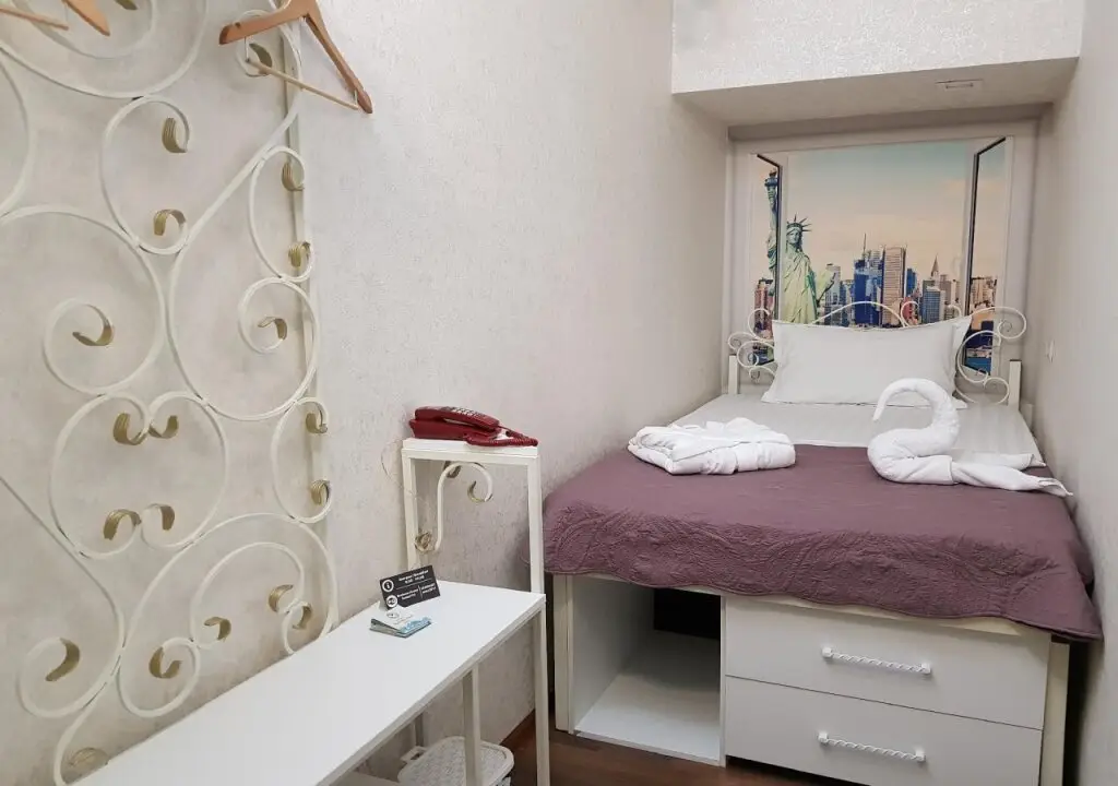 Алматы: L.E.S. Hostel