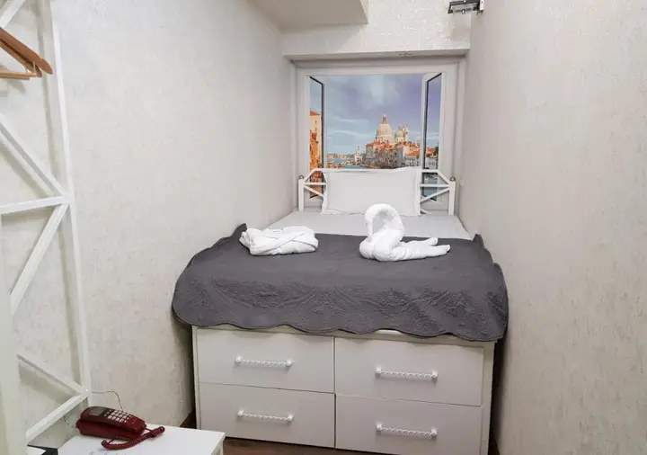 Алматы: L.E.S. Hostel