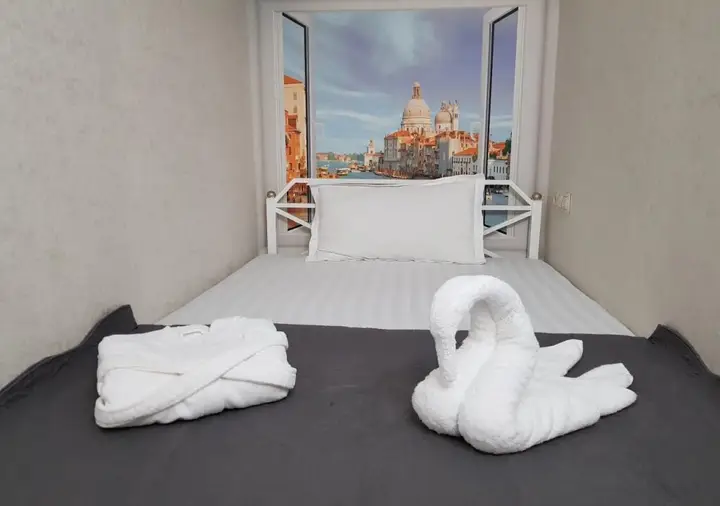 Алматы: L.E.S. Hostel