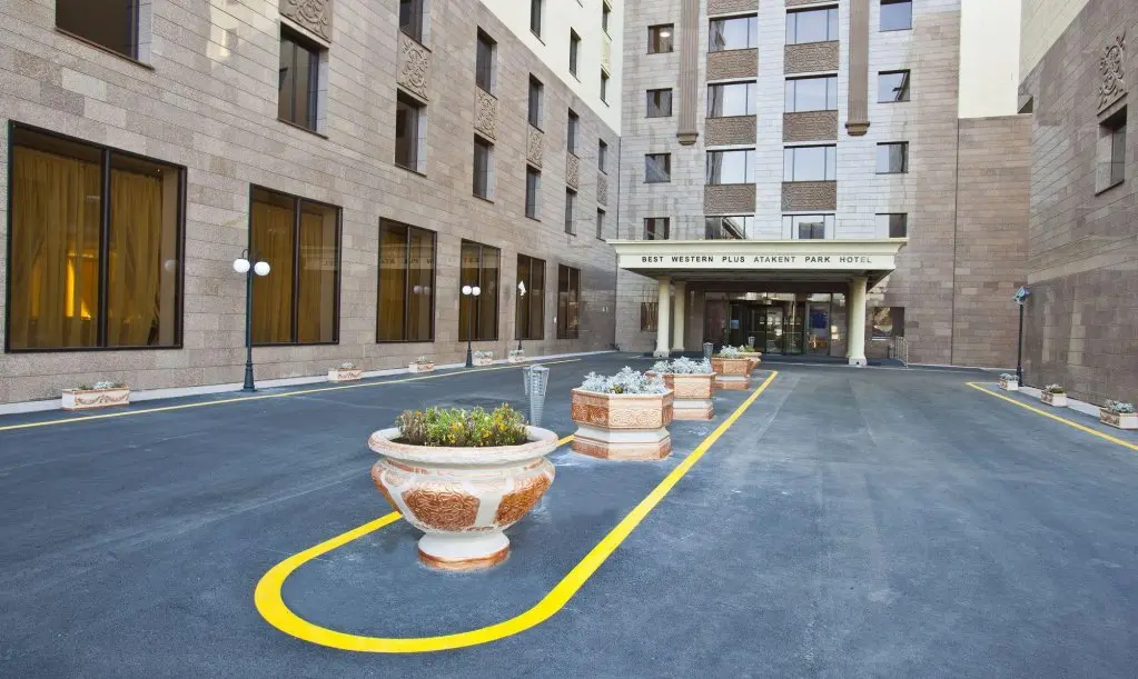 Алматы: Отель Best Western Plus Atakent Park