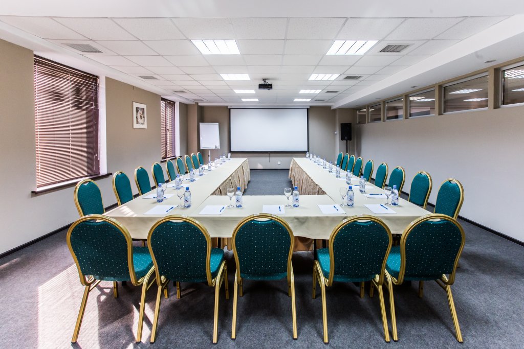 Алматы: Отель Best Western Plus Atakent Park