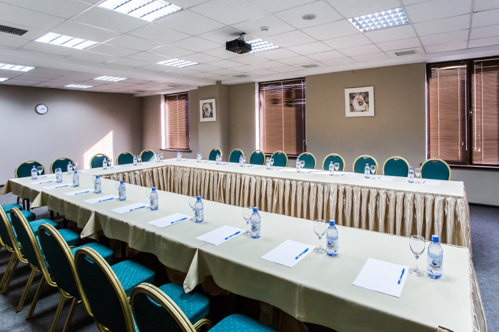 Алматы: Отель Best Western Plus Atakent Park