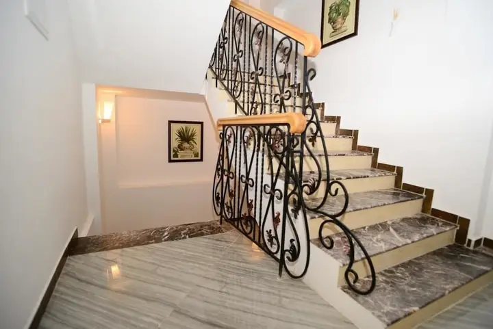 Алматы: Urban Luxe Hotel