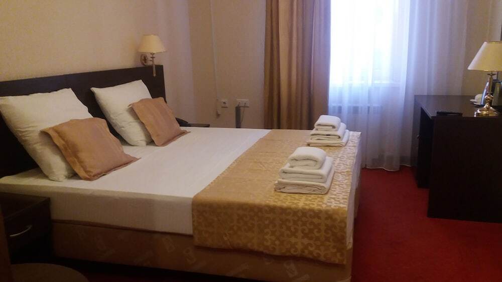 Астана: Rauan Hotel