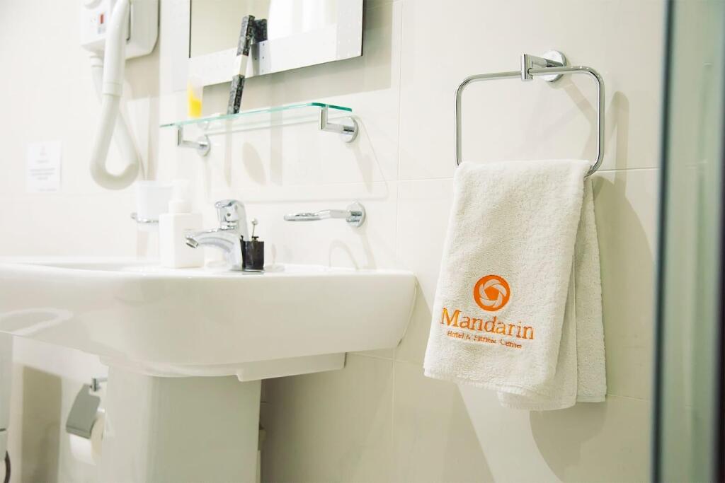 Актау: Mandarin Hotel & Fitness Center