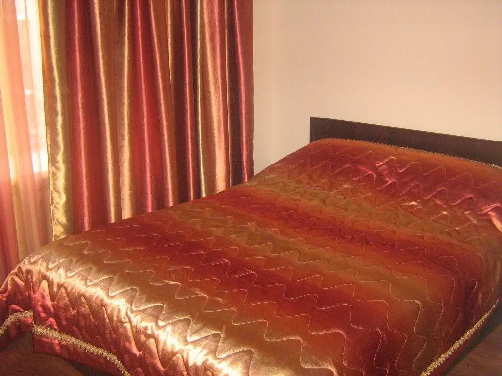 Алматы: Kausar Hotel