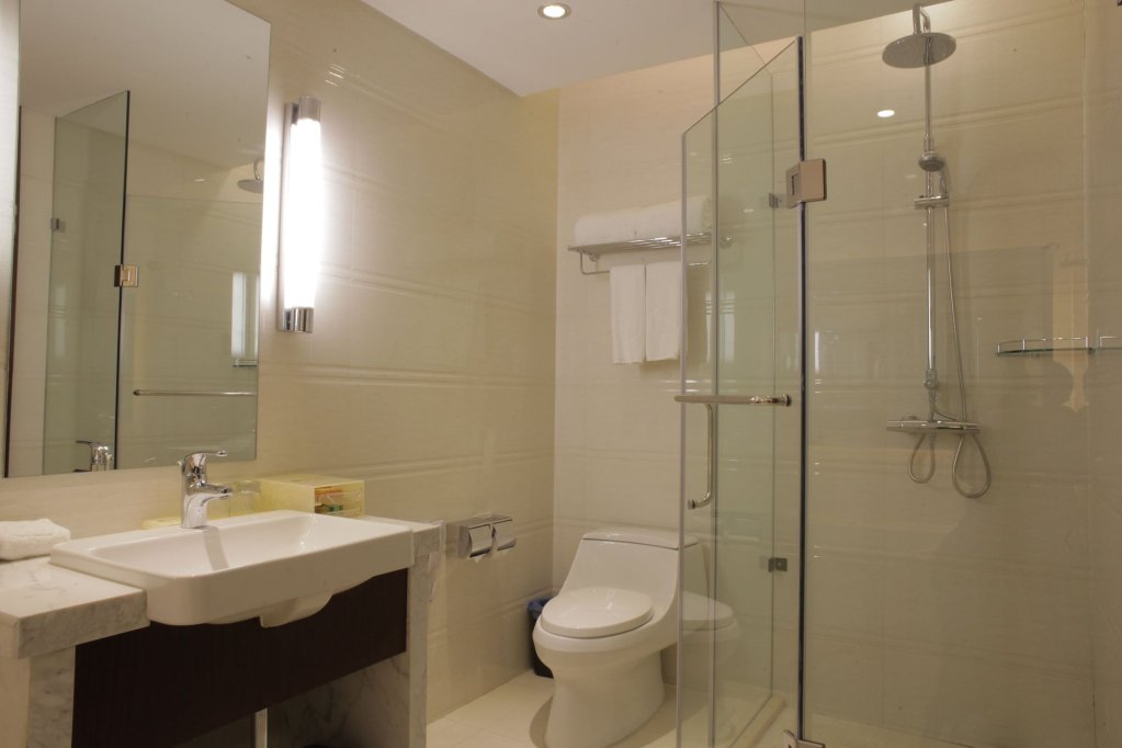 Алматы: Отель Soluxe Hotel Almaty