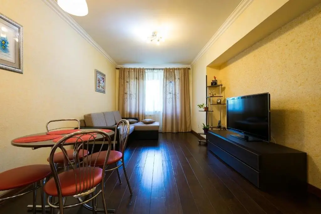 Алматы: Nadezhda Apartment on Dostyk street 89