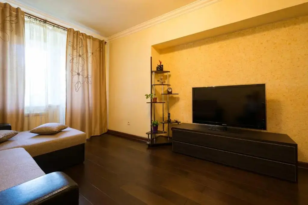 Алматы: Nadezhda Apartment on Dostyk street 89
