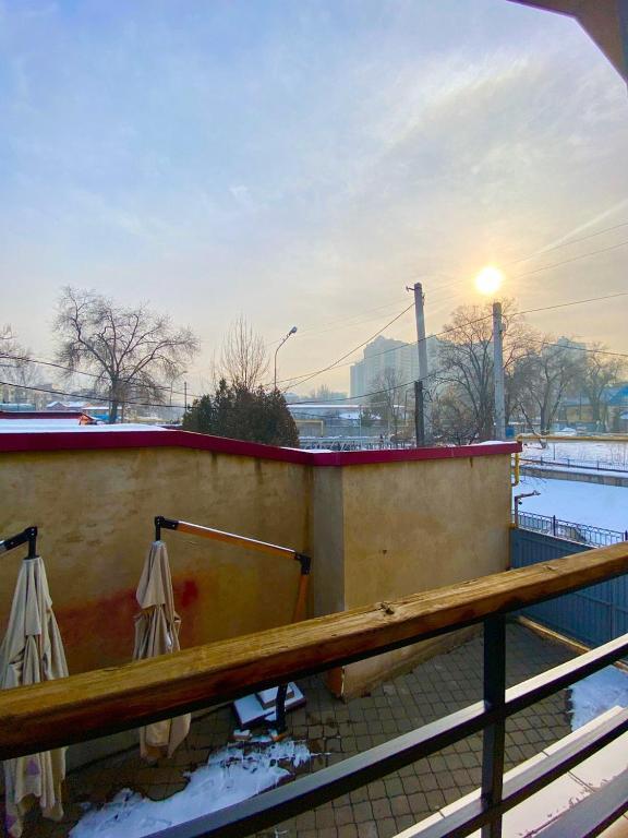 Алматы: Esentai Hostel