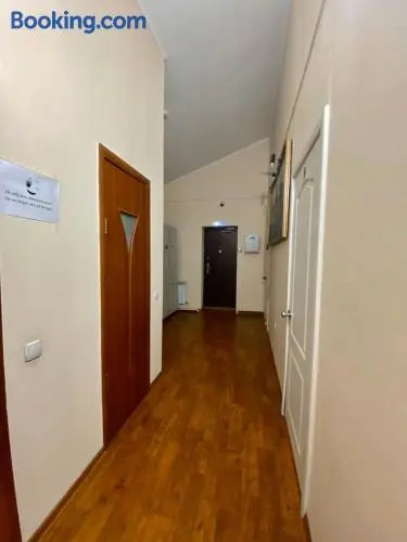 Алматы: Esentai Hostel