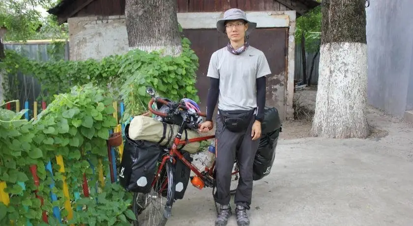 Алматы: Almaty Hostel Dom