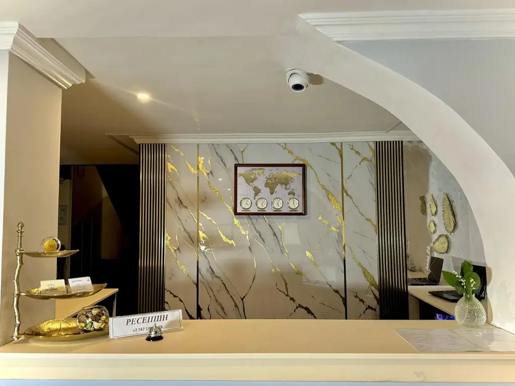 Jasmine Hotel — фото 1