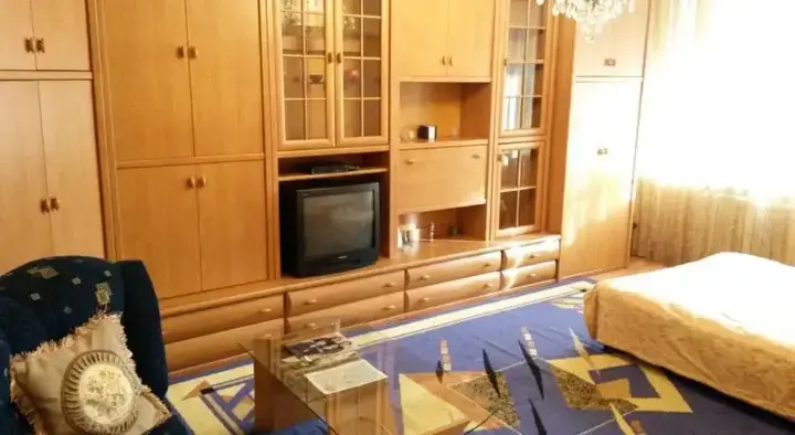 Алматы: Comfort in the "Golden Square"- Komfort v "Zolotom Kvadrate"