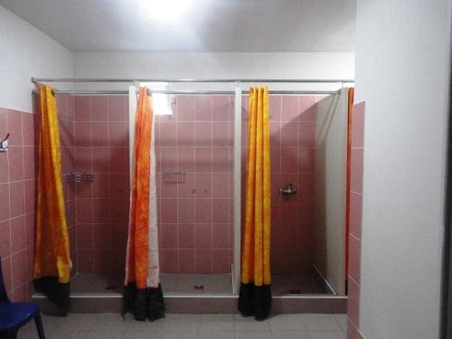 Алматы: Pit Stop Hostel