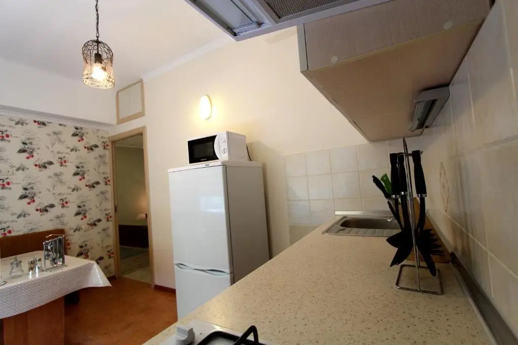 Алматы: Nadezhda Apartment on Nauryzbay Batyra 37/1