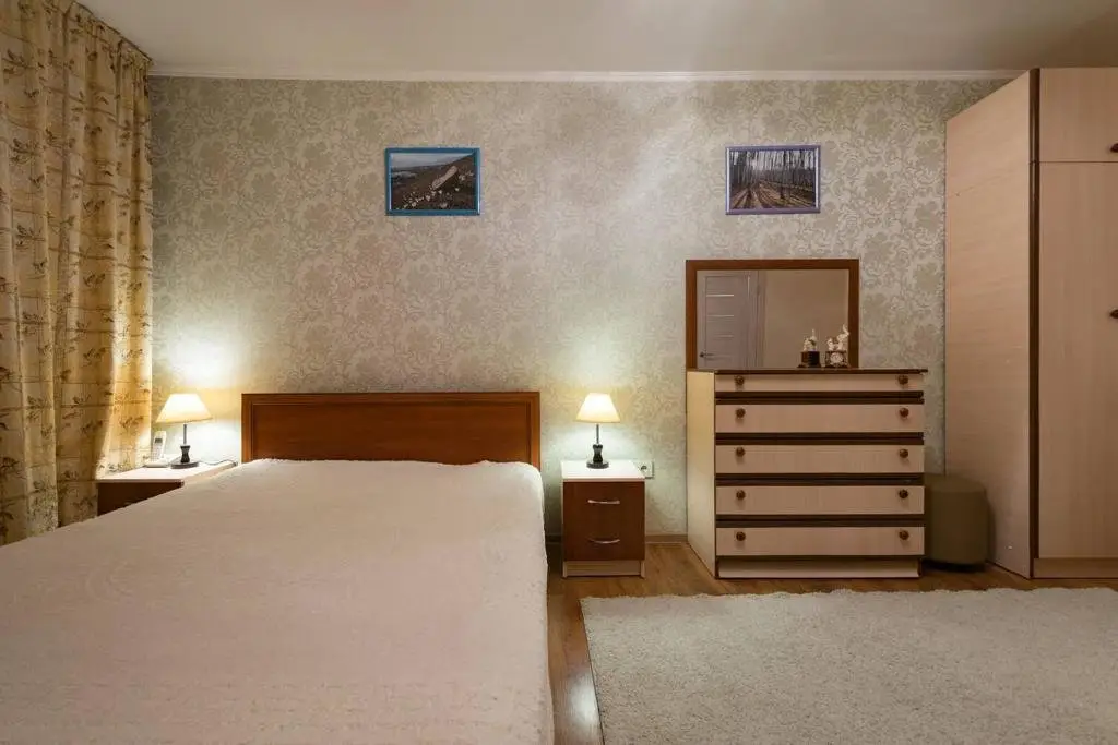 Алматы: Nadezhda Apartment on Gogolya 117-87