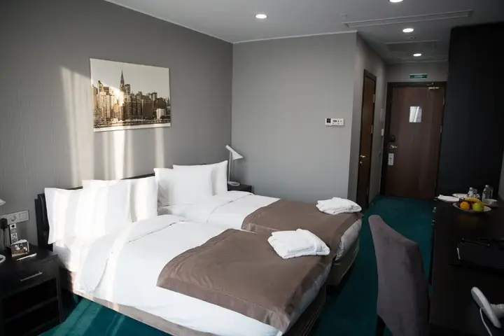 Алматы: Maqan Hotel Almaty