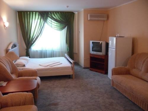Атырау: Dana Hotel
