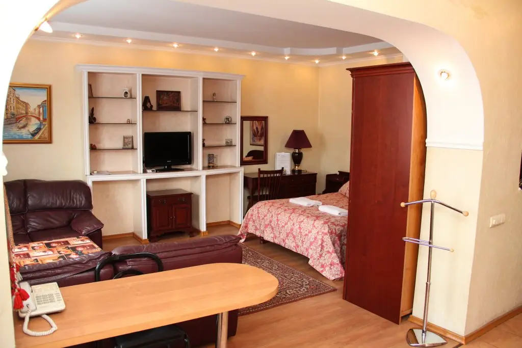 Алматы: Tulebaeva 65 Apartments
