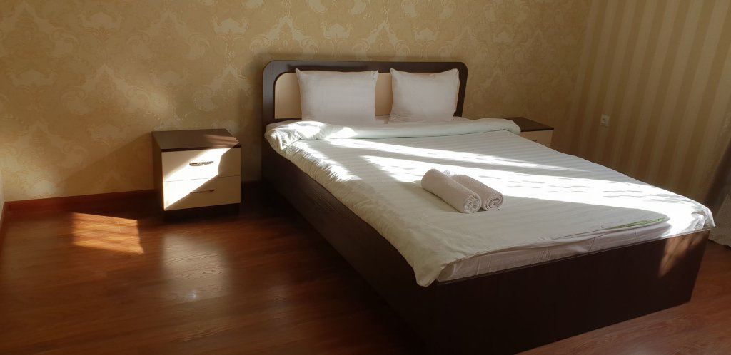 Алматы: Hotel Leyla Kalkaman