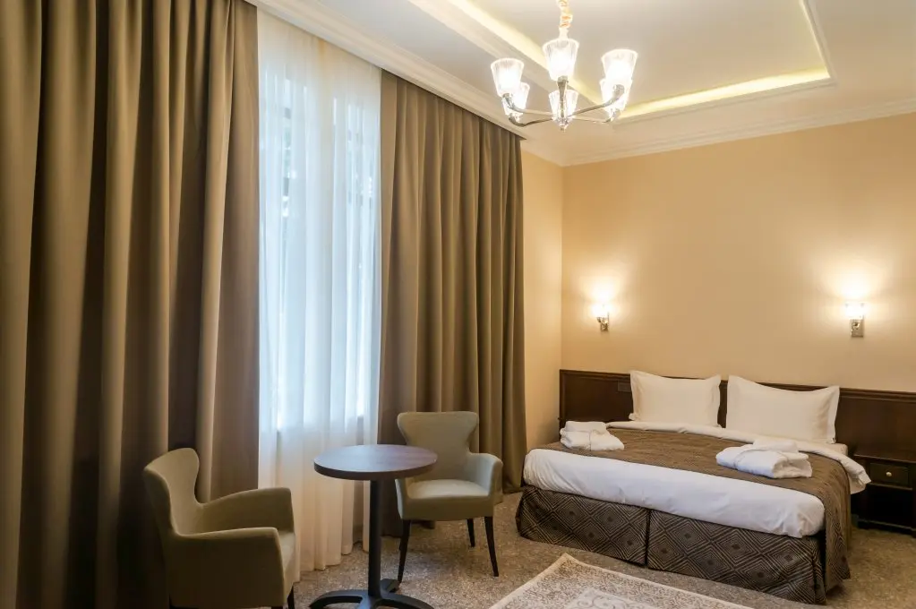 Алматы: Отель Royal Plus