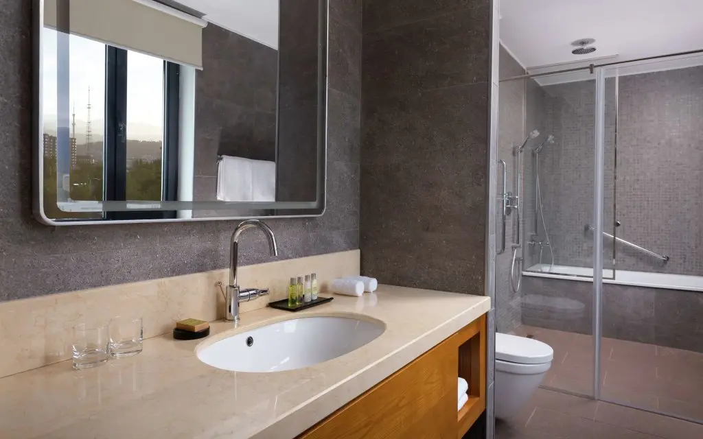 Алматы: Отель DoubleTree by Hilton Almaty