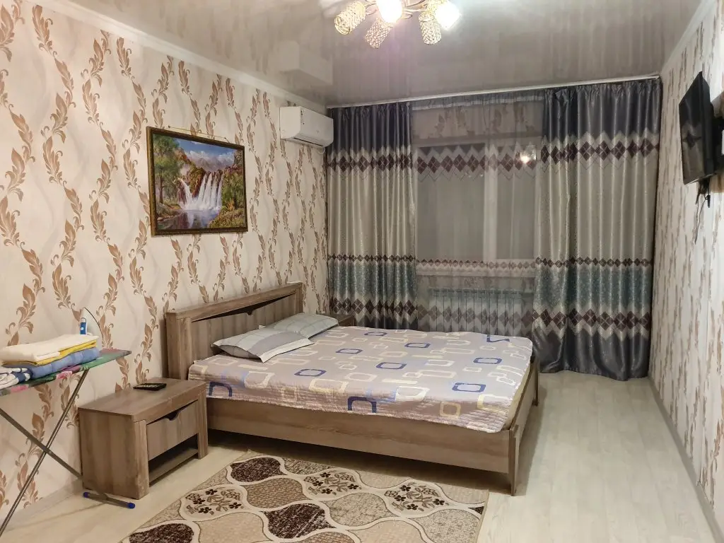 Уральск: Апартаменты Leon