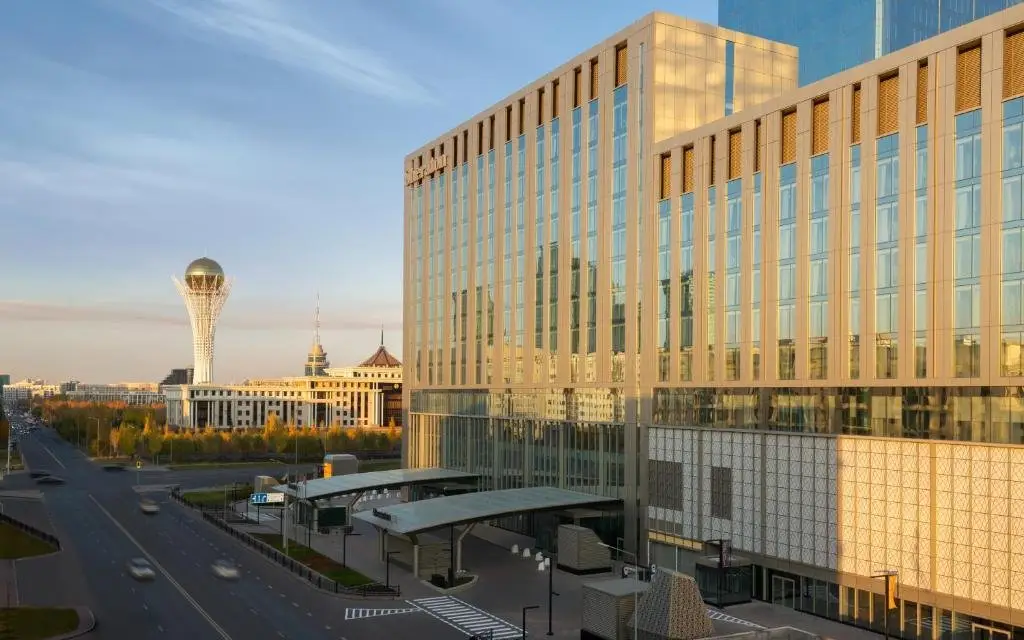 Отель Sheraton Астана — фото 1