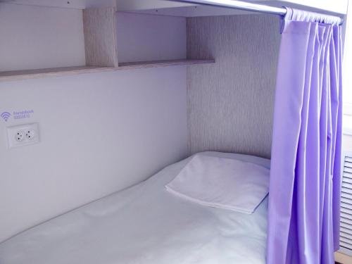 Алматы: Hostel Friendsbook on Baizakova 221
