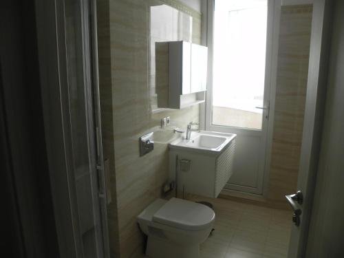 Алматы: Apartments on Furmanova 223