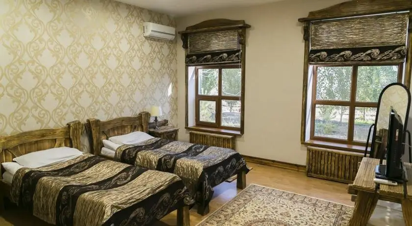 Актобе: Caravan Saray