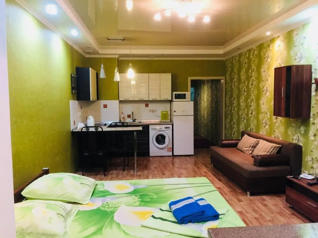 Алматы: Apartment Zolotoy Kvadrat 43A