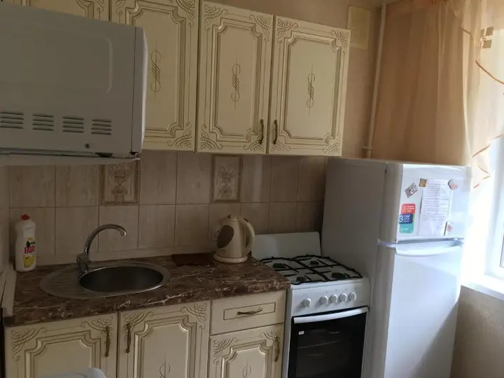Астана: Apartments On Republic Av. 21