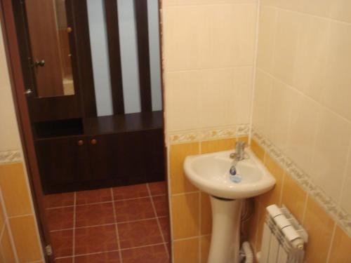 Алматы: Apartment on Kapalskaya 14/17