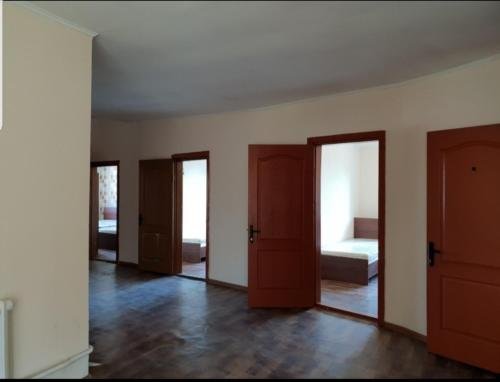 Алматы: Hostel on Zubareva 10