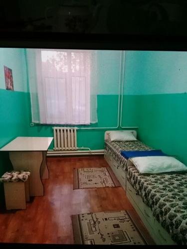 Шымкент: Hostel 2x12