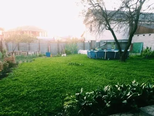 Алматы: Apartment with garden view on Gorodskaya 9