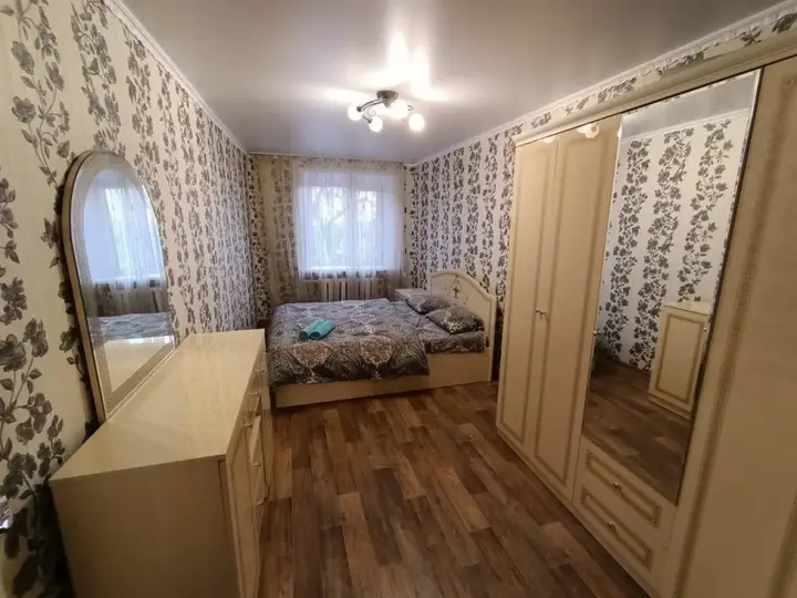 Павлодар: Na Kamzina 14 Apartments