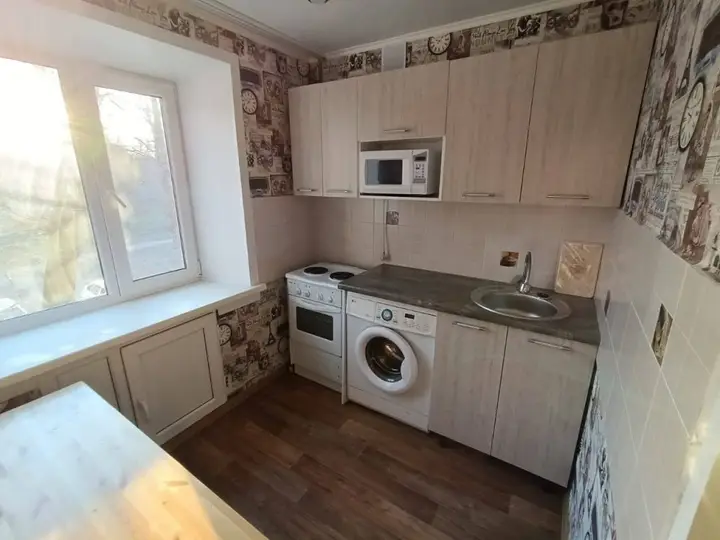 Павлодар: Na Kamzina 14 Apartments