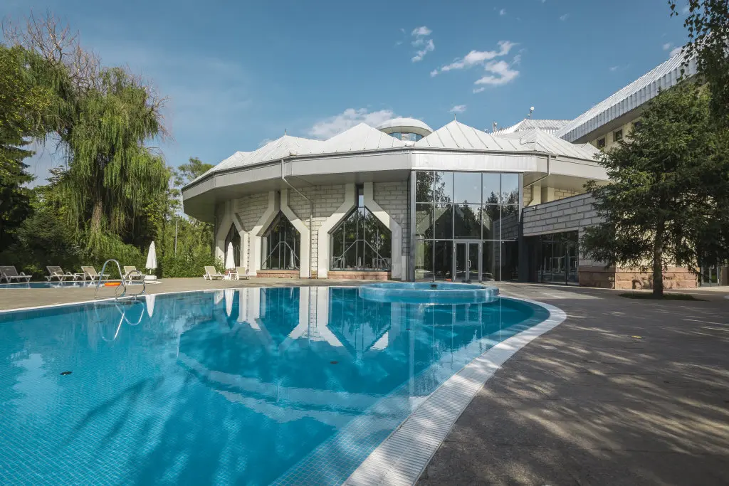 Алматы: Hotel Swissôtel Wellness Resort Alatau Almaty