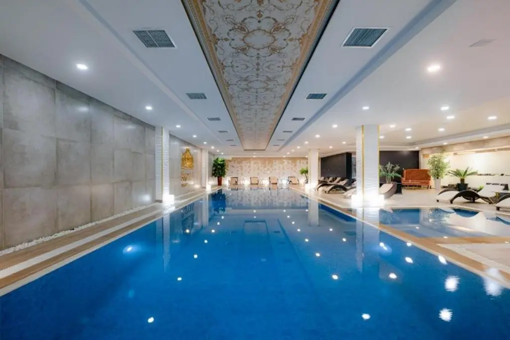 Атырау: Somerset City Centre Atyrau