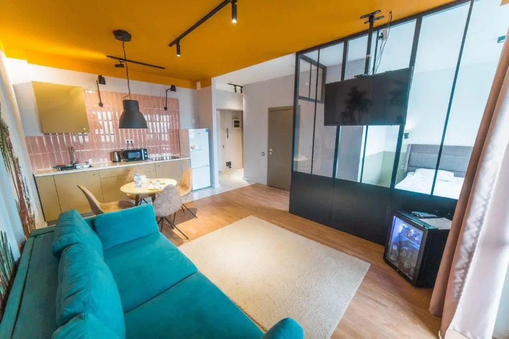 Алматы: Manica R House