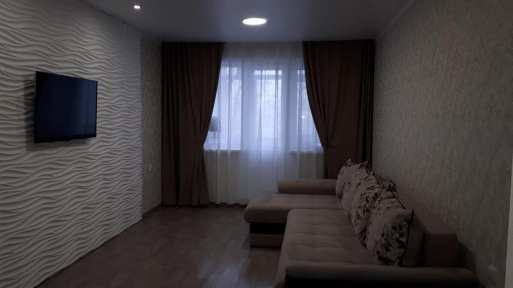 Темиртау: Apartment on Metallurgov 32