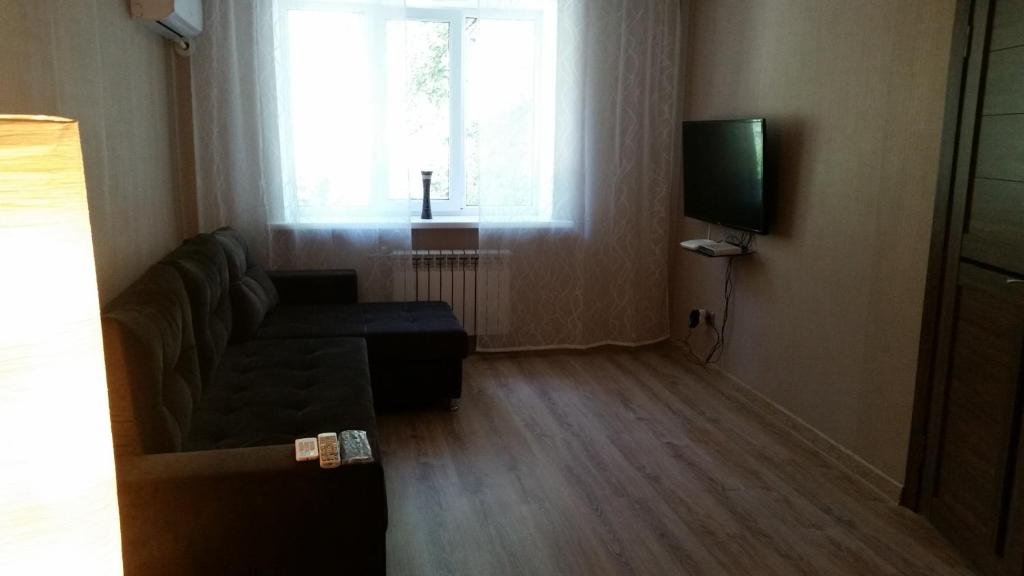 Алматы: Apartments on Ahmetova 4